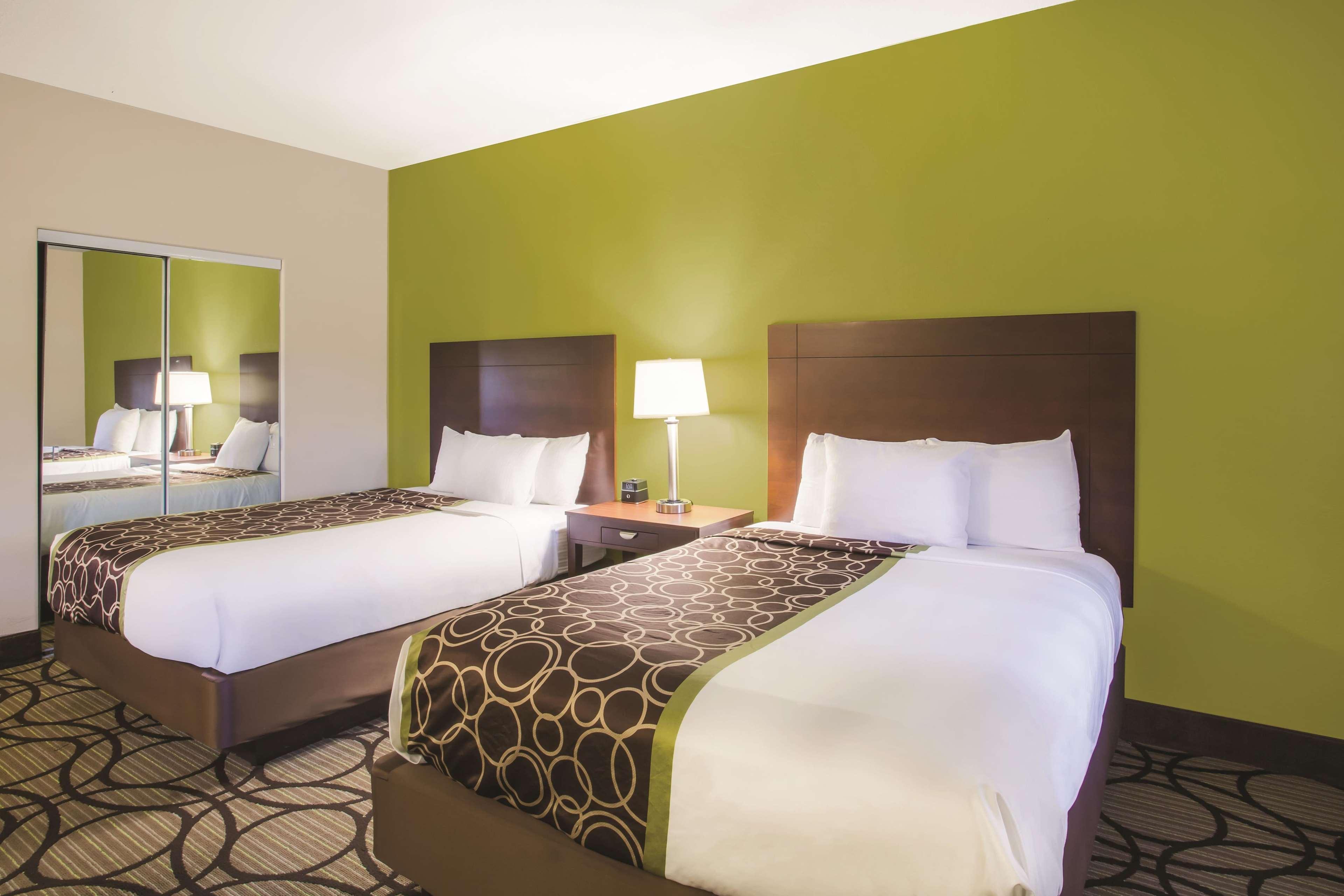 La Quinta By Wyndham Conference Center Prescott Hotel Exterior photo